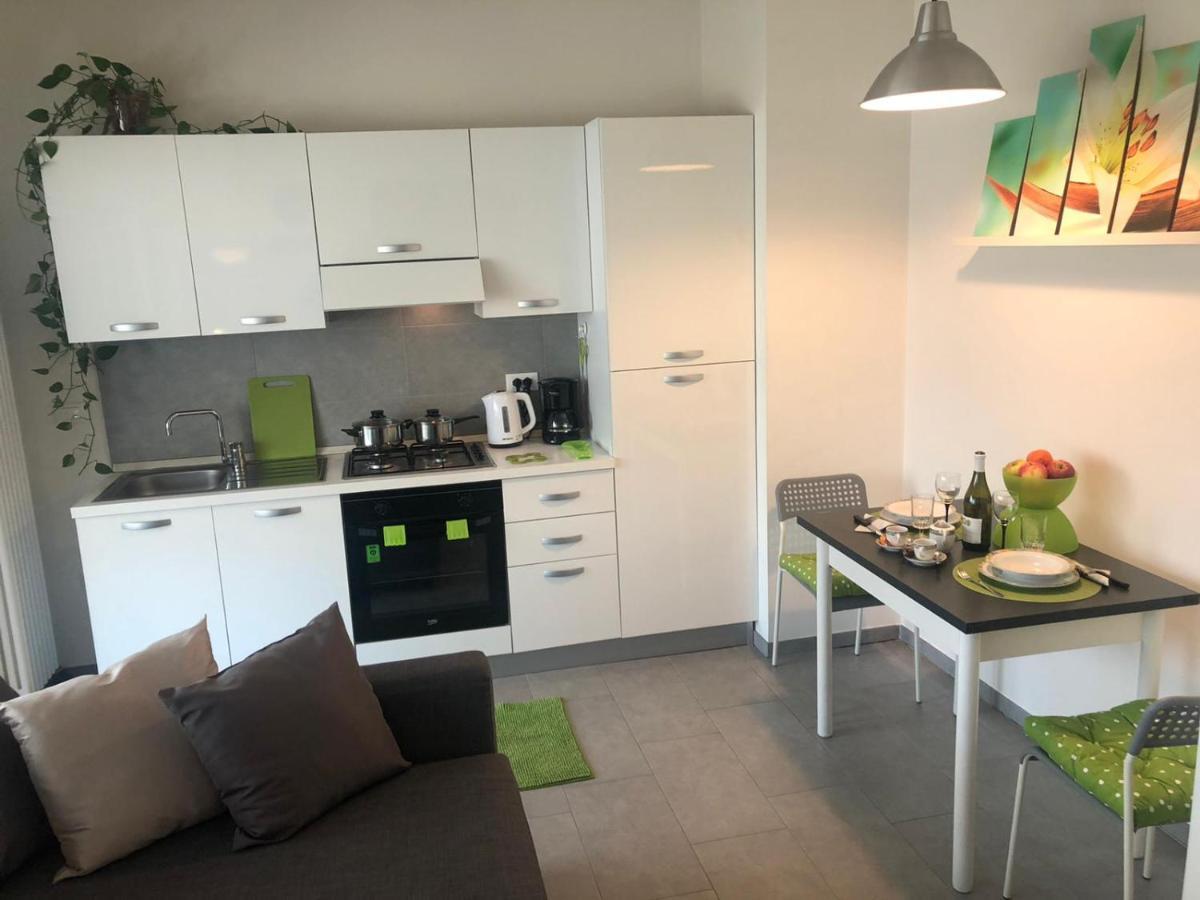 Smartsuite Stresa Bagian luar foto
