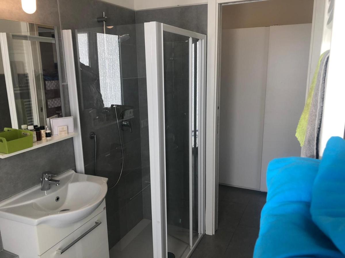 Smartsuite Stresa Bagian luar foto