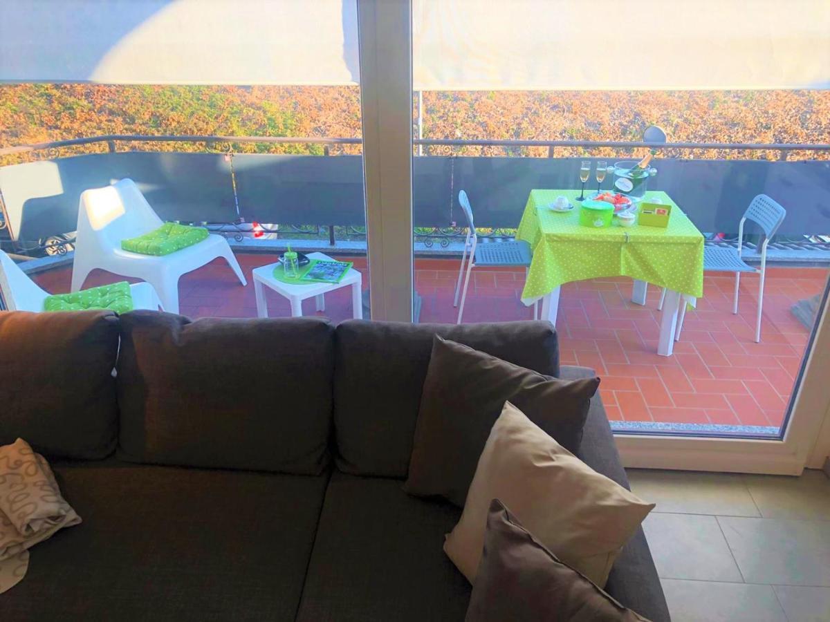 Smartsuite Stresa Bagian luar foto